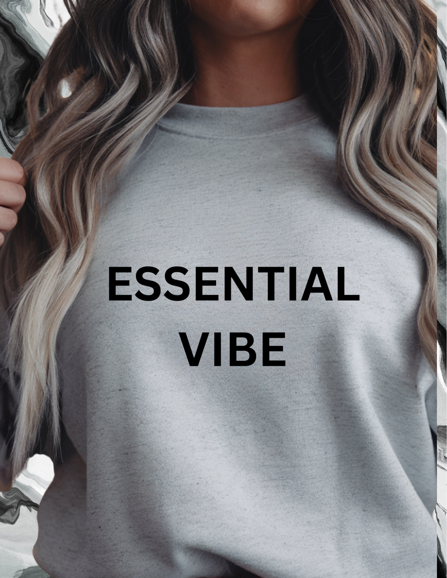 ESSENTIAL VIBE WOMAN CREWNECK